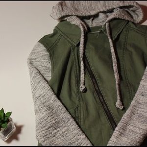 GREEN zip and knit jacket